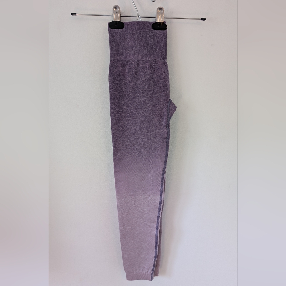 Gymshark Purple Leggings with Tapered Design - Picture 3 of 3